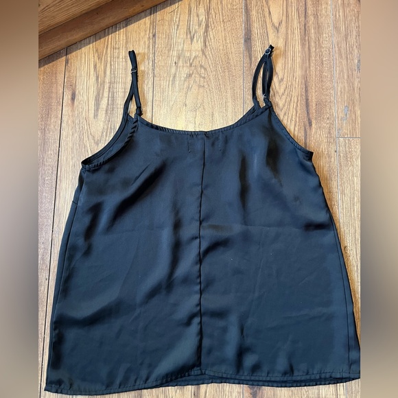 Xs Nordstrom Rack black camisole - Picture 2 of 4